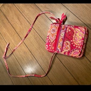 Vera Bradley small crossover bag
